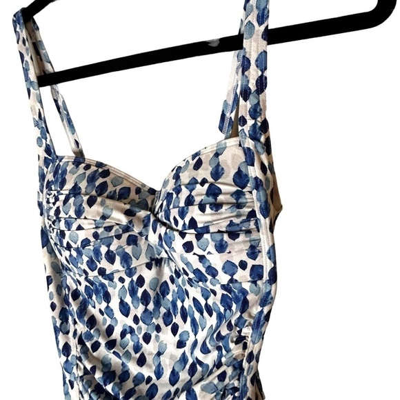 Nip Tuck Blue Petal Plunge Joanne Twist Front Tummy Control One Piece Swimsuit - Picture 8 of 15